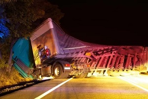 truck accident during night